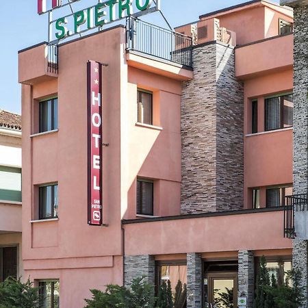 Hotel San Pietro Віллафранка-ді-Верона Екстер'єр фото